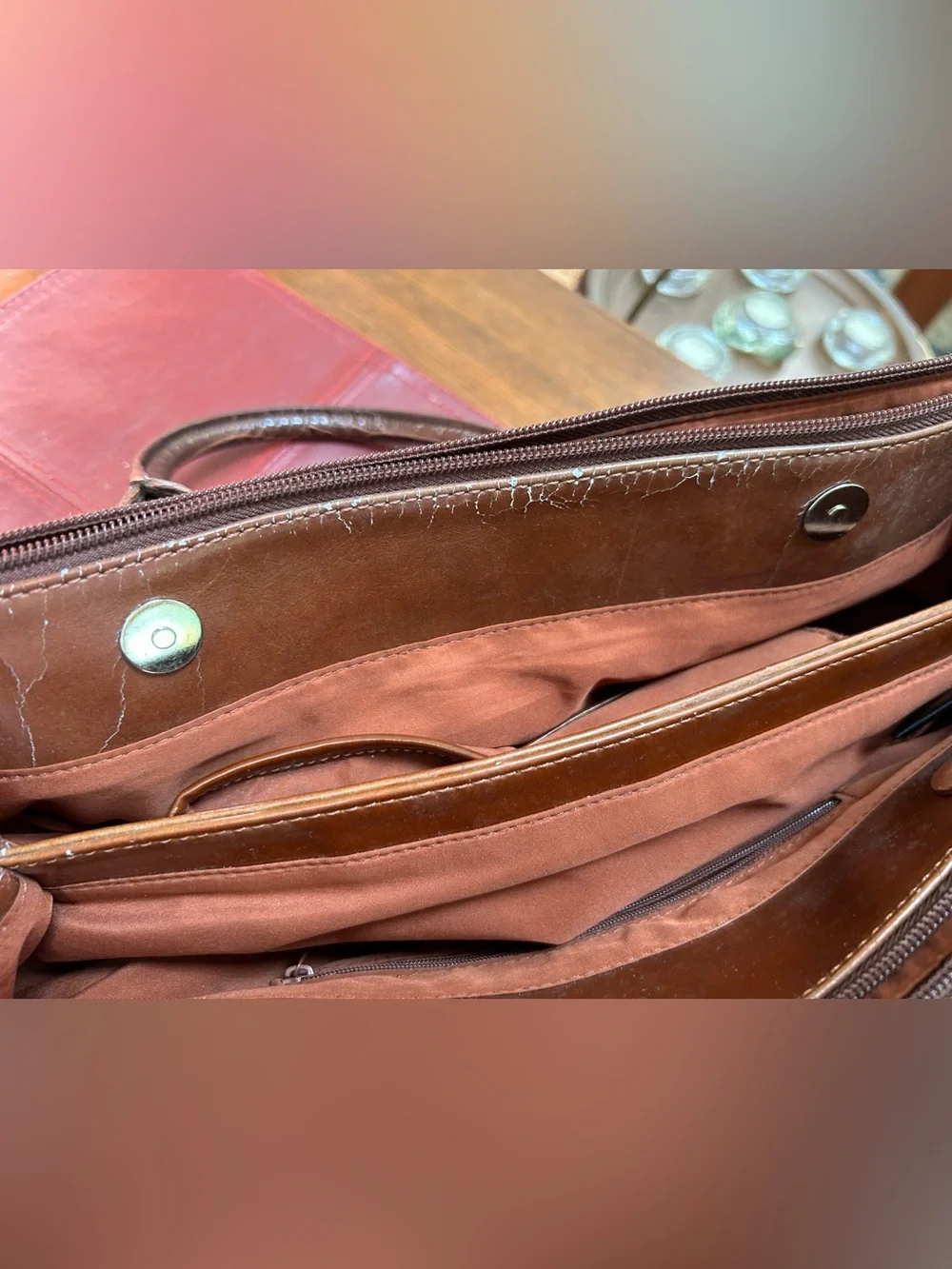 Vintage Classic Gianni Bernini Brown Leather Tote Handbag, many sections. Zips.